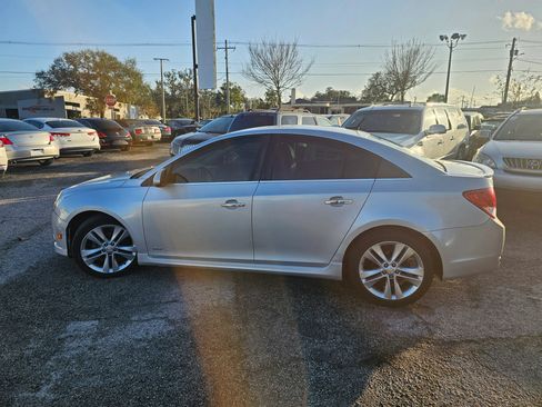 Used 2012 Chevrolet Cruze LTZ w/ RS Package FWD image 4