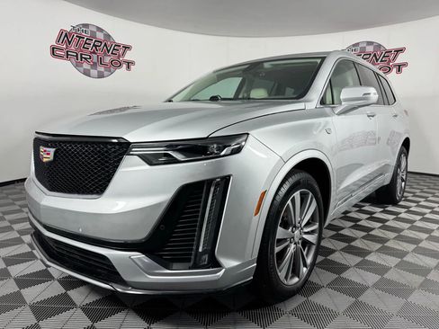 Used 2020 Cadillac XT6 Premium Luxury image 3