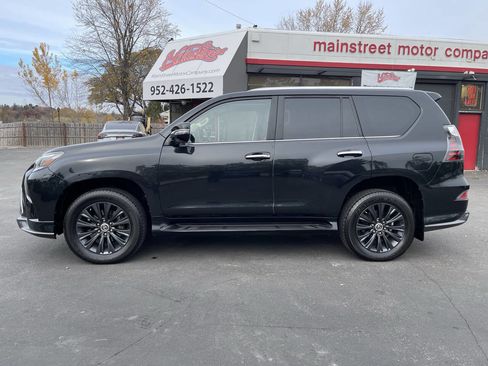 Used 2023 Lexus GX 460 Premium image 4