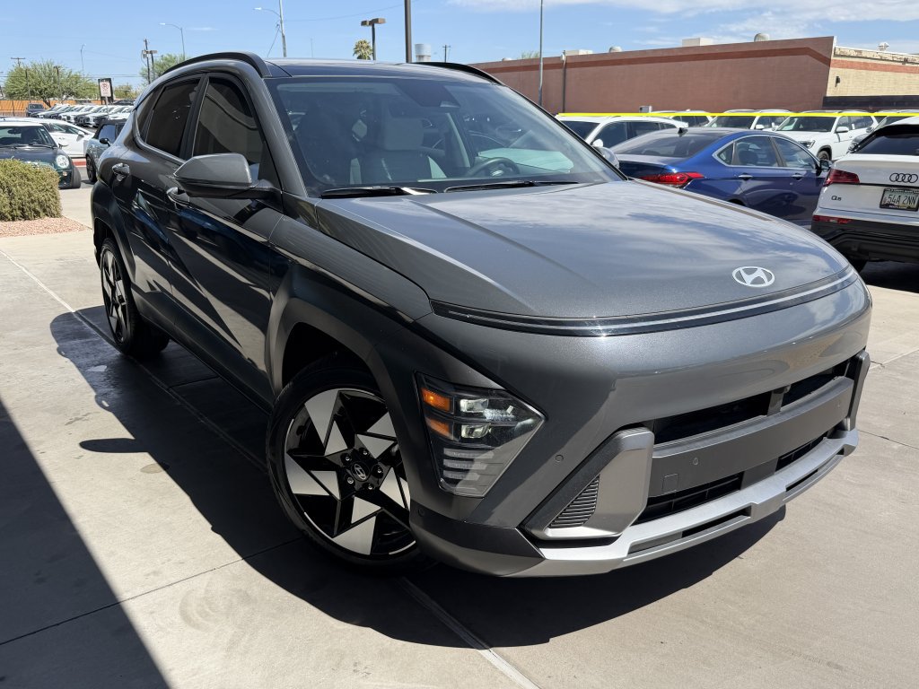 Used 2024 Hyundai Kona Limited FWD image 6