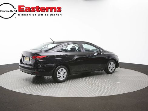 Used 2025 Nissan Versa S FWD image 40