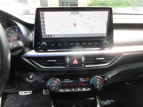Used 2024 Kia Forte GT-Line FWD image 19