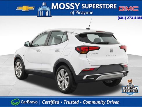 Used 2024 Buick Encore GX Preferred w/ Comfort Package FWD image 3