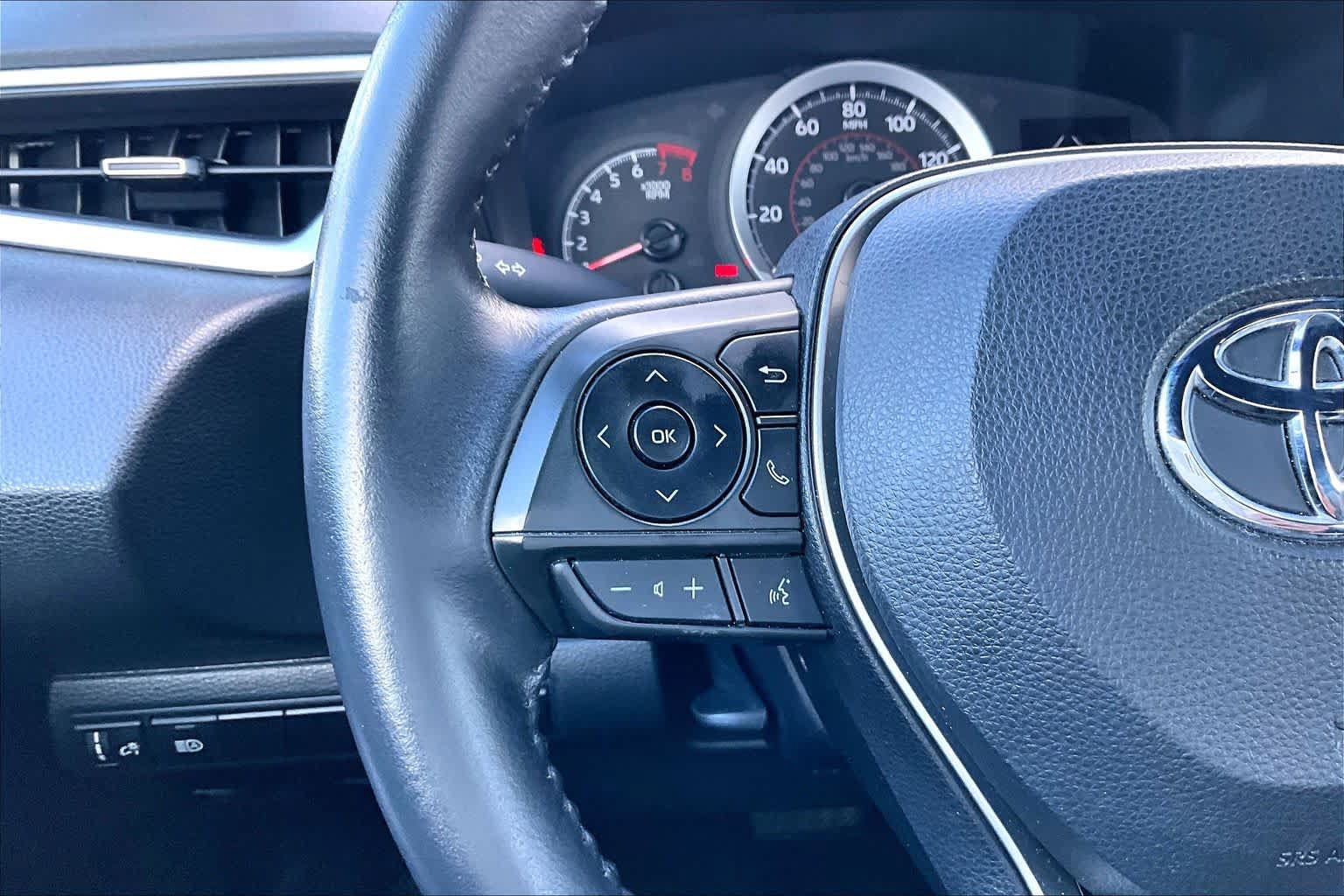 Used 2022 Toyota Corolla SE FWD image 22