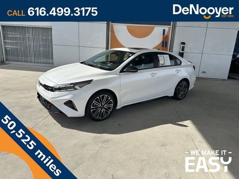 Used 2023 Kia Forte GT w/ GT2 Package image 1