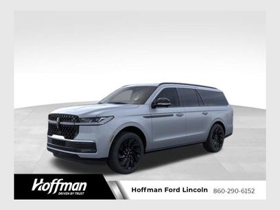 New 2026 Lincoln Navigator L Reserve w/ Jet Appearance Package
