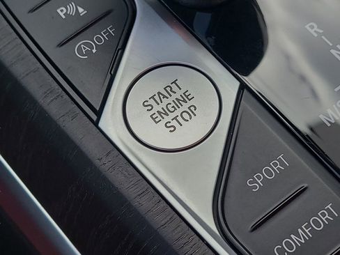 Used 2023 BMW 430i Convertible w/ M Sport Package image 26