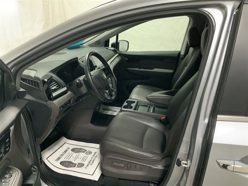 Used 2023 Honda Odyssey Touring image 14