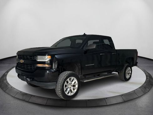 Used 2016 Chevrolet Silverado 1500 Custom w/ Custom Convenience Package image 1