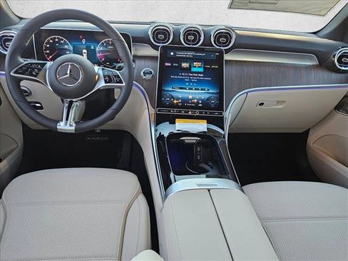 New 2026 Mercedes-Benz GLC 300 image 15