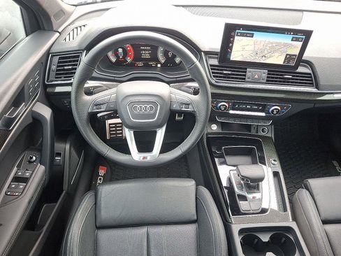 Used 2025 Audi SQ5 Premium Plus image 11