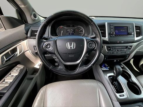 Used 2019 Honda Ridgeline RTL image 10