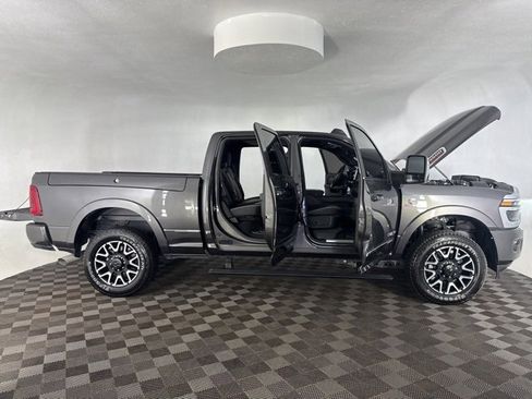 Used 2025 RAM 3500 Limited image 13