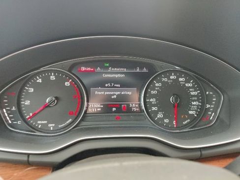 Used 2022 Audi Q5 2.0T Premium w/ Convenience Package AWD/4WD image 29