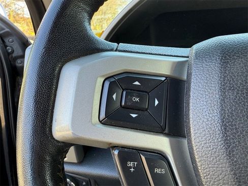 Used 2019 Ford F150 Lariat w/ Equipment Group 502A Luxury image 24