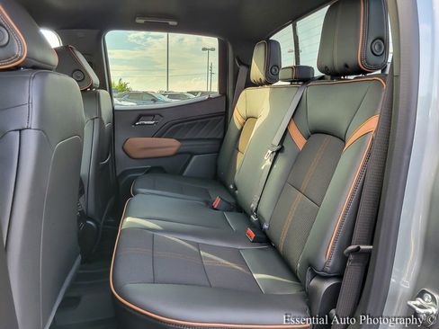 New 2025 GMC Canyon AT4 image 9