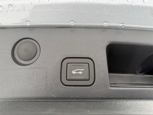 New 2026 GMC Terrain Denali w/ LPO, Floor Liner Package image 35