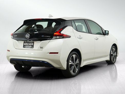Used 2022 Nissan Leaf SV Plus FWD image 5