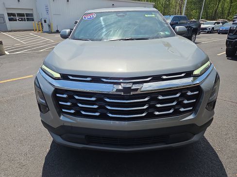 Used 2025 Chevrolet Equinox LT AWD/4WD image 8
