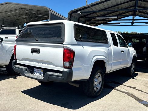 Used 2020 Toyota Tacoma SR RWD image 6