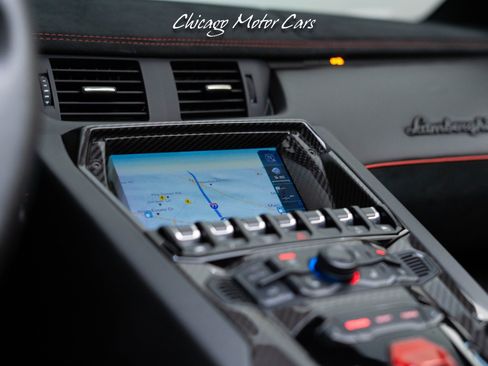 Used 2017 Lamborghini Aventador LP 750-4 Superveloce image 34