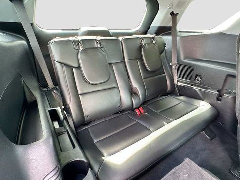 Used 2022 Ford Explorer Limited w/ Equipment Group 301A RWD image 29