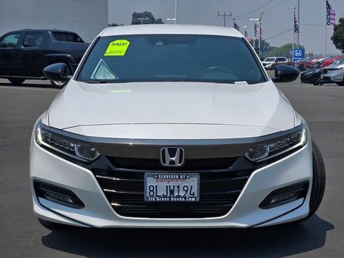 Used 2019 Honda Accord Sport image 2
