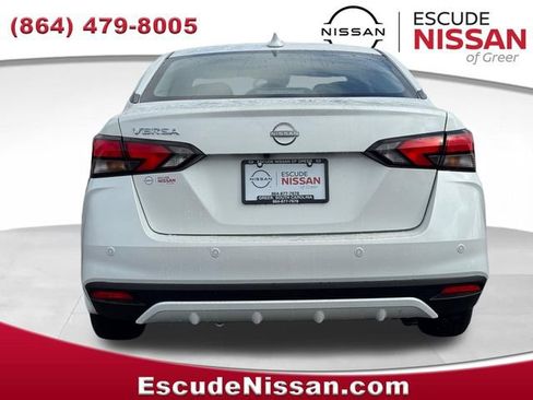 New 2025 Nissan Versa SV w/ Trunk Package FWD image 4