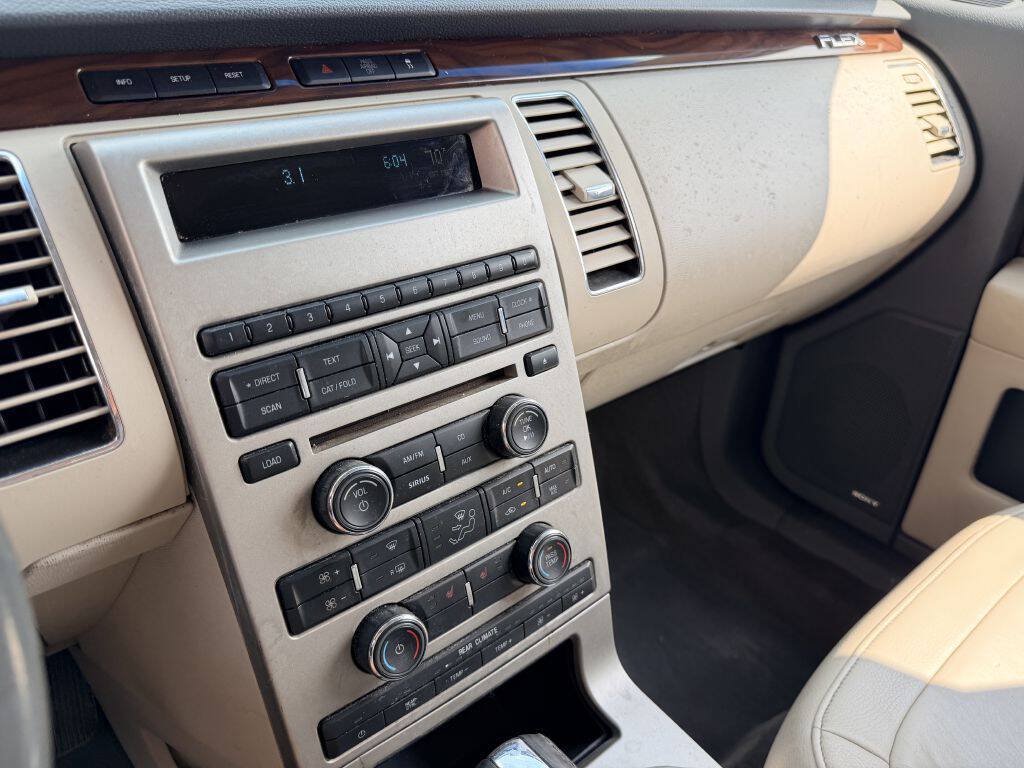 Used 2009 Ford Flex SEL FWD image 13