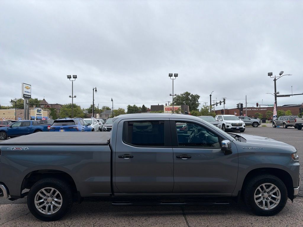 Used 2019 Chevrolet Silverado 1500 LT w/ All-Star Edition AWD/4WD image 4