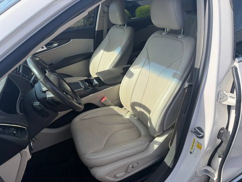 Used 2019 Lincoln Nautilus Reserve w/ Ultimate Package AWD/4WD image 15