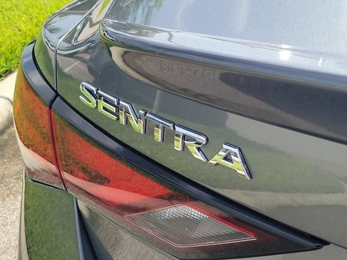 Used 2025 Nissan Sentra S FWD image 8
