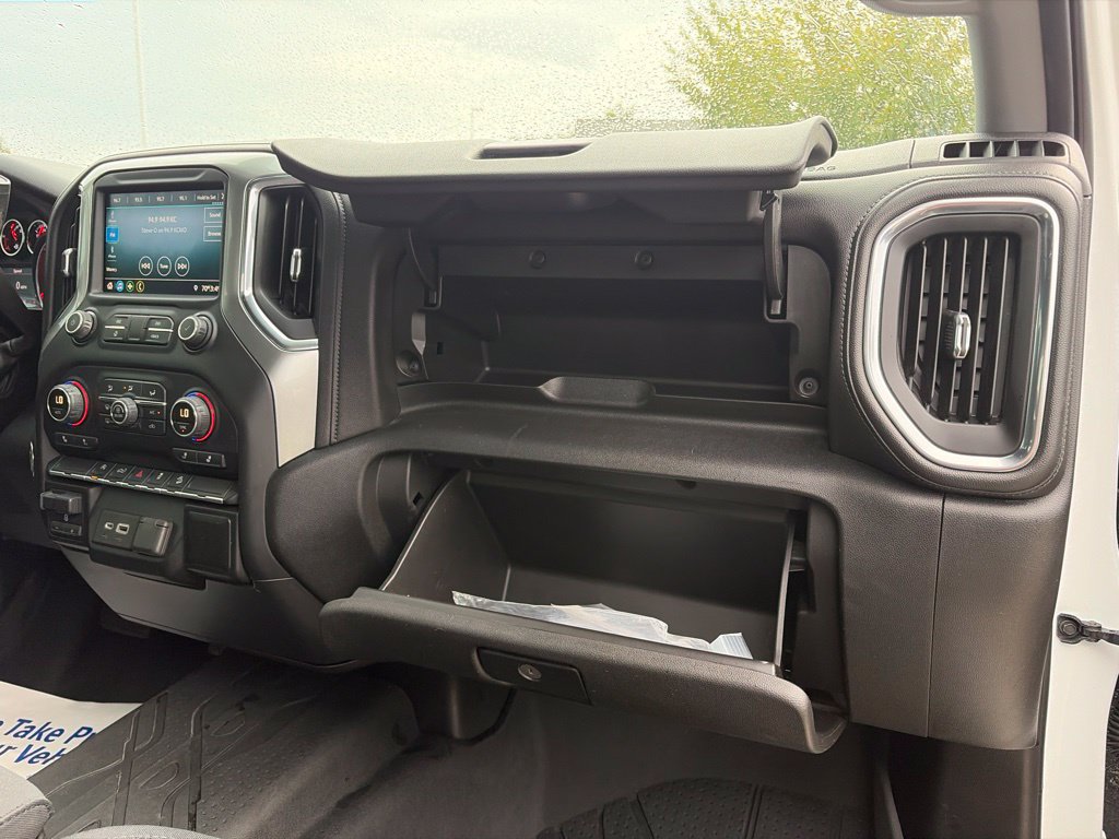 Used 2019 Chevrolet Silverado 1500 LT w/ All-Star Edition AWD/4WD image 27