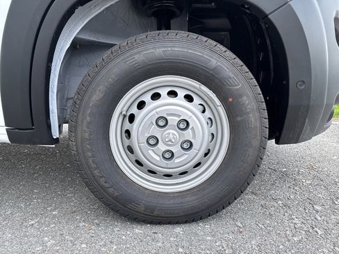 New 2026 RAM ProMaster 2500 w/ Advanced Safety Group FWD image 24