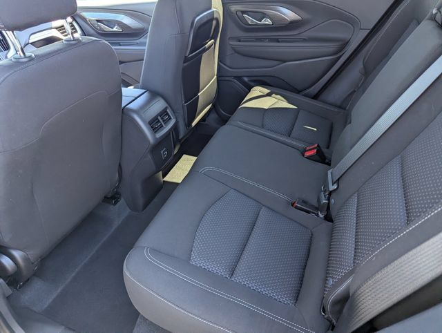 Used 2023 GMC Terrain SLE FWD image 16