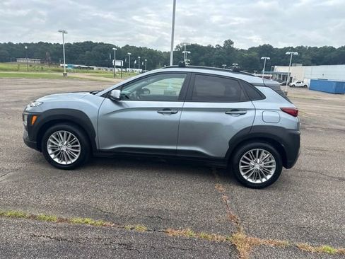 Used 2021 Hyundai Kona SEL FWD image 6