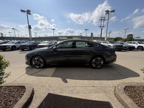 New 2026 Hyundai Sonata SE FWD image 10