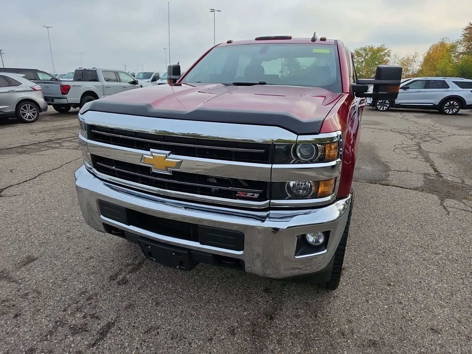 Used 2019 Chevrolet Silverado 2500 LT w/ LT Convenience Package AWD/4WD image 2