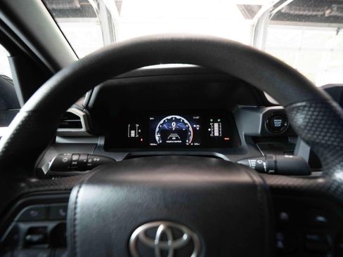 Used 2024 Toyota Tacoma SR5 AWD/4WD image 15
