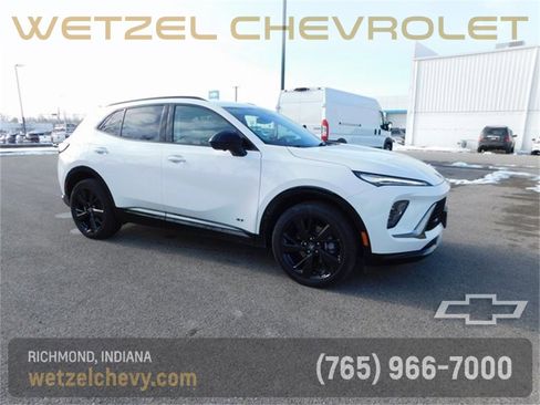 Certified 2025 Buick Envision Sport Touring image 1