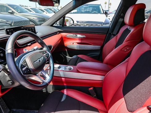 Used 2025 Genesis GV70 2.5T w/ Sport Prestige Package image 20