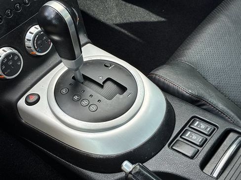 Used 2006 Nissan 350Z Grand Touring RWD image 18