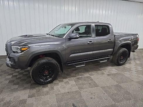 Used 2022 Toyota Tacoma TRD Pro image 6