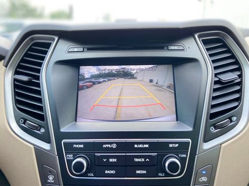 Used 2017 Hyundai Santa Fe Sport FWD image 31