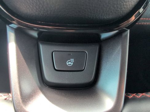 Used 2025 Honda Pilot TrailSport image 16