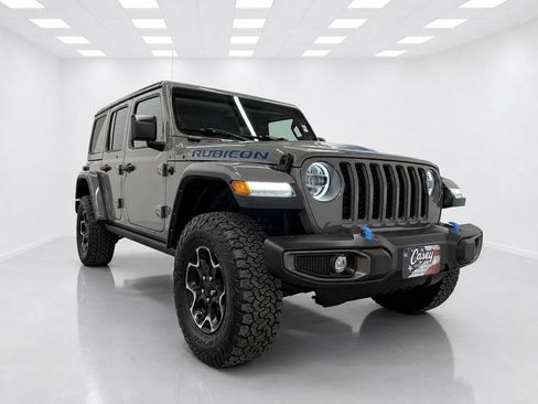 Used 2023 Jeep Wrangler Unlimited Rubicon 4xe w/ Cold Weather Group AWD/4WD image 13