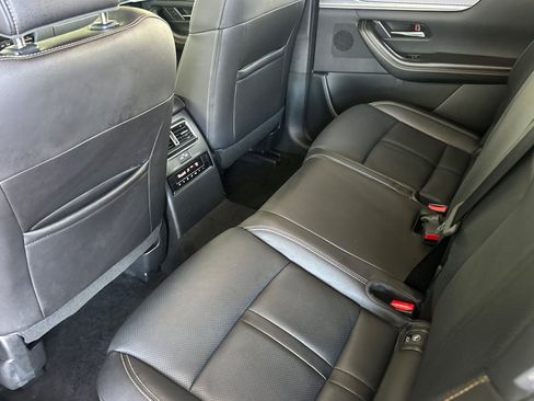 Used 2025 MAZDA CX-90 3.3 Turbo w/ Preferred Package image 14