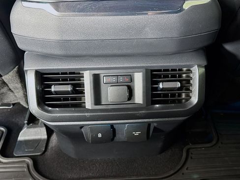 Used 2023 Ford F150 Lariat w/ Equipment Group 502A High image 27