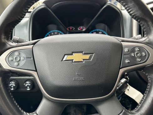 Certified 2018 Chevrolet Colorado Z71 w/ Z71 Midnight Edition image 28