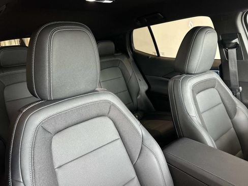 Used 2024 Chevrolet Equinox EV LT FWD image 33